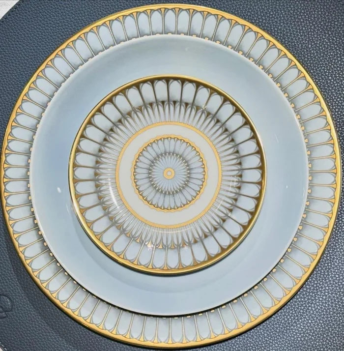 Arcades Grey and Gold Dinner Plate