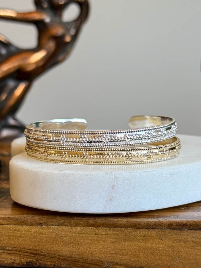 Daisy Cuff