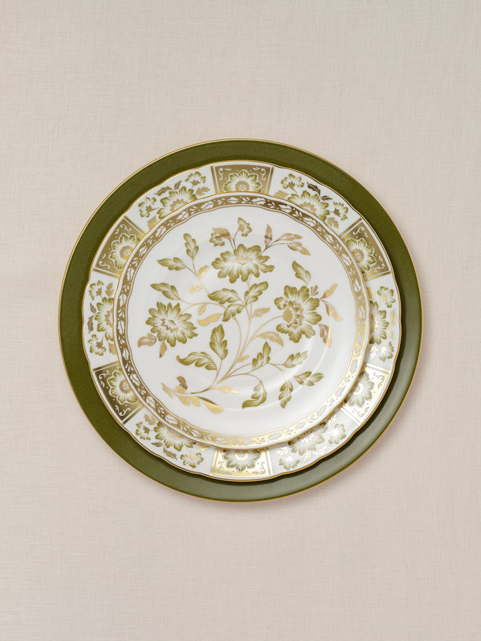 Derby Panel Green-Accent Plate (Green & Gold)