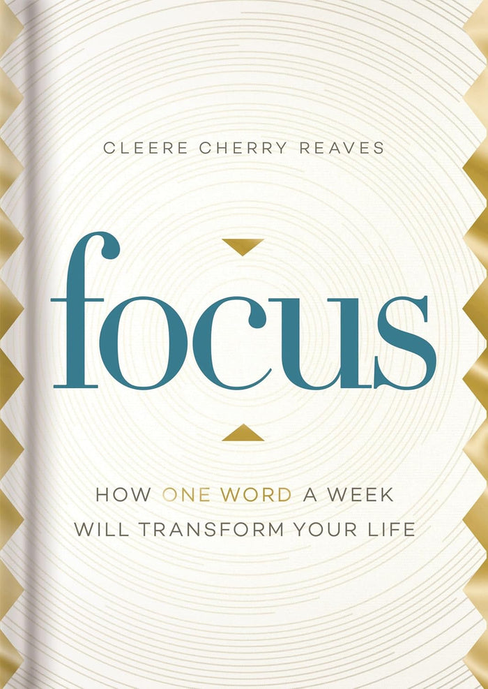 Book cover of 'Focus' by Cleere Cherry Reaves with decorative patterns and text.