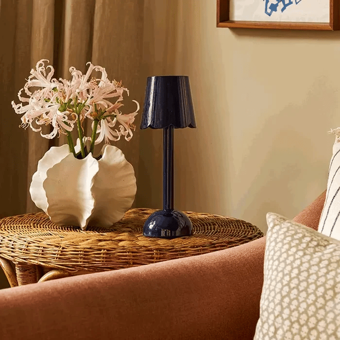 Scalloped LED Lamp