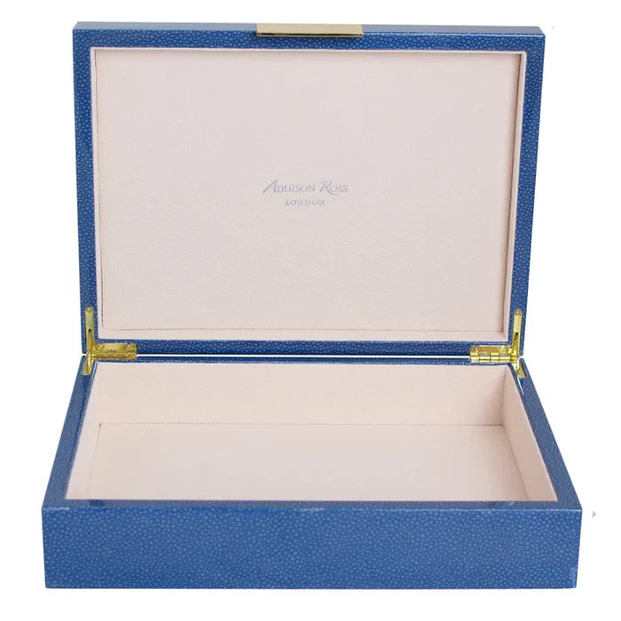 Shagreen Lacquer Box with Gold Clasp